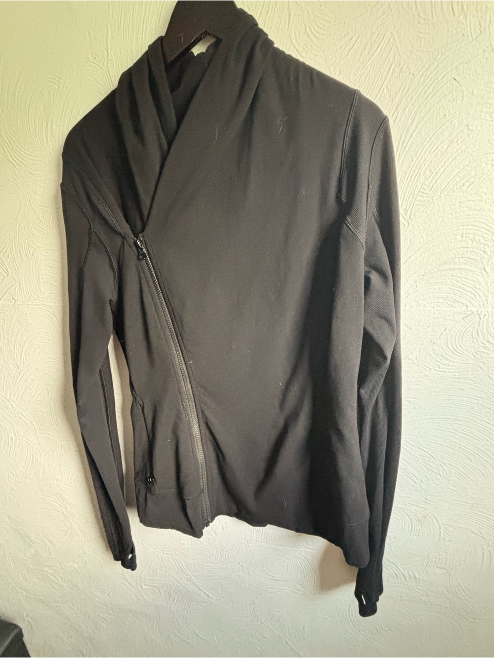 lululemon athletica Black Asymmetrical Zip Jacket Thumbhole Cuffs - Picture 8 of 12
